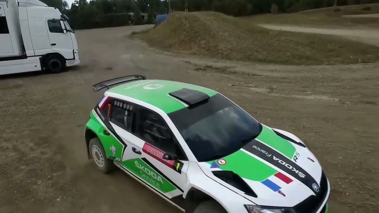 Tests Skoda WRC 2016 Team Combronde sur le circuit asphalte d'issoire