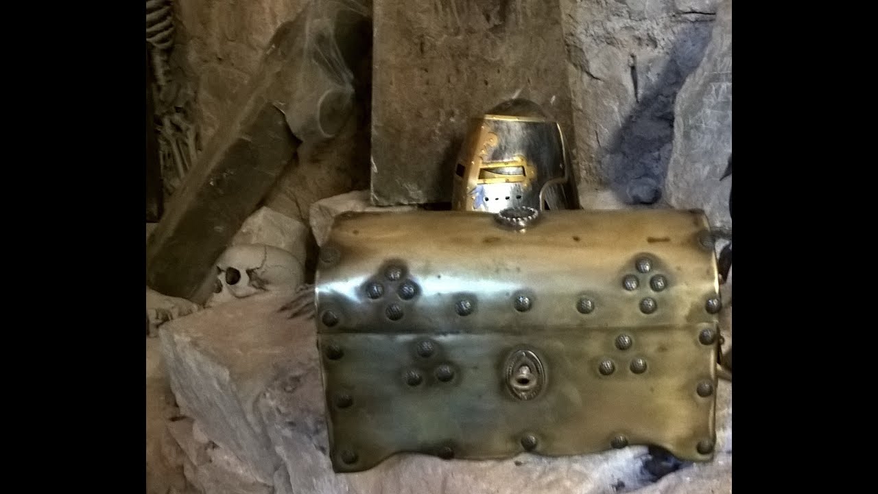 Escape game au château d'Arques près de Rennes-le-Château, bande annonce version courte.